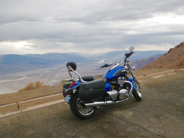 Dantes View - Overlooking the amazing Death Valley.