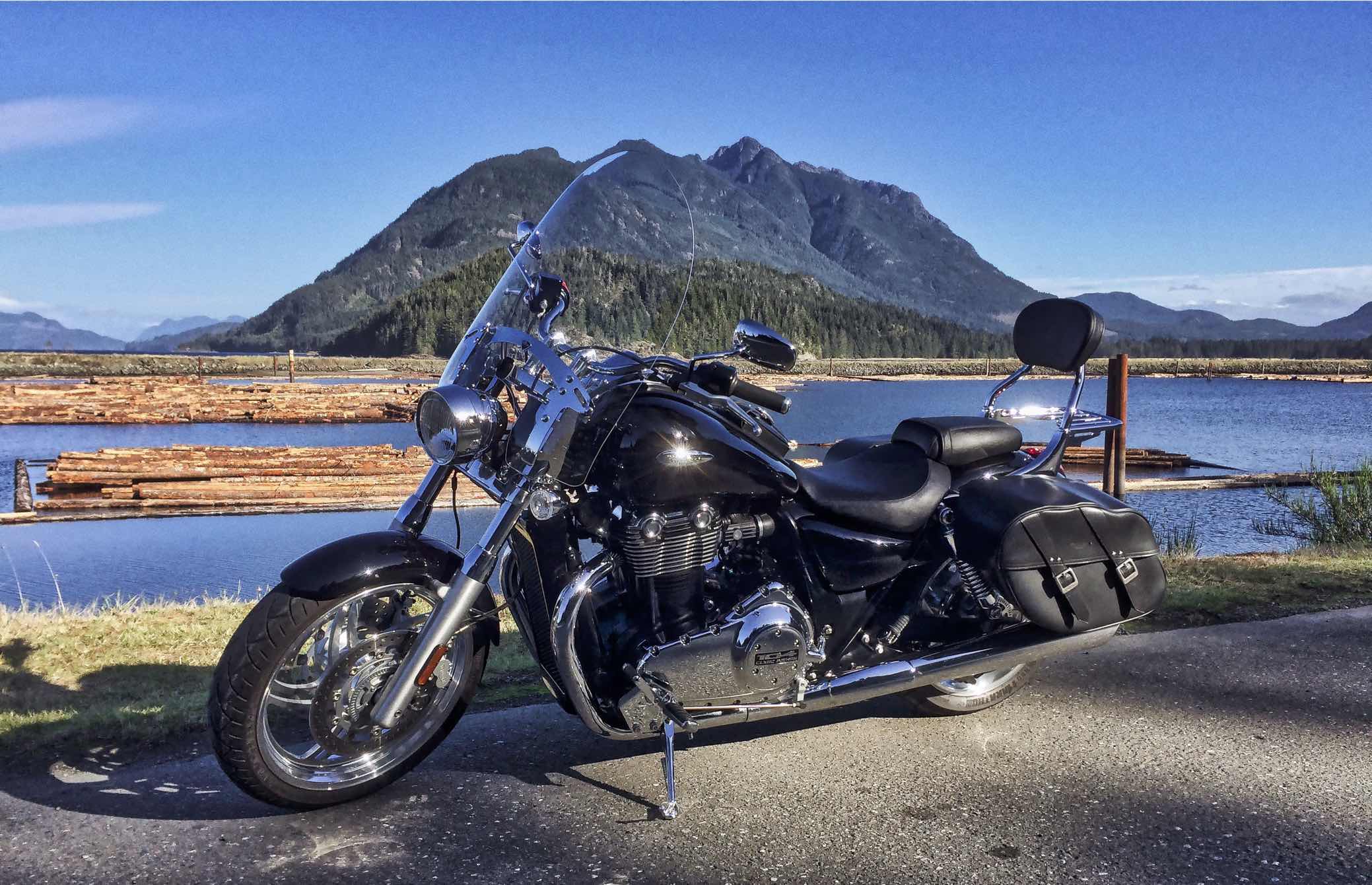 Triumph_thunderbird_1600.jpeg